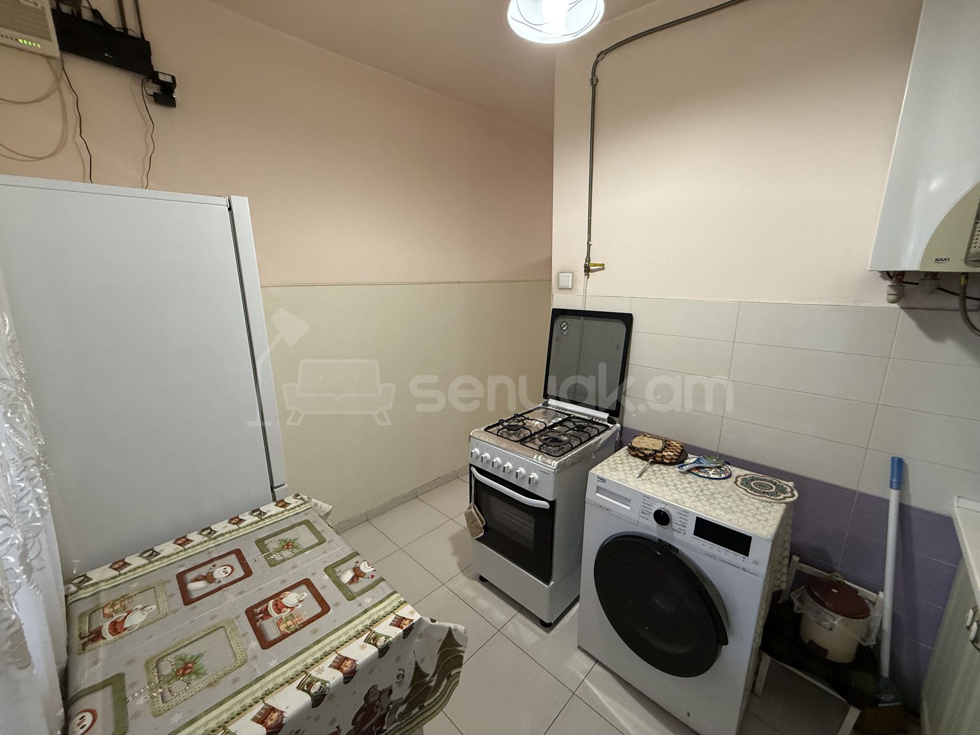 2 Սենյականոց Բնակարան Քարե Շենքում, 54քմ, 2/5 հարկ, Կոսմետիկ Վերանորոգված