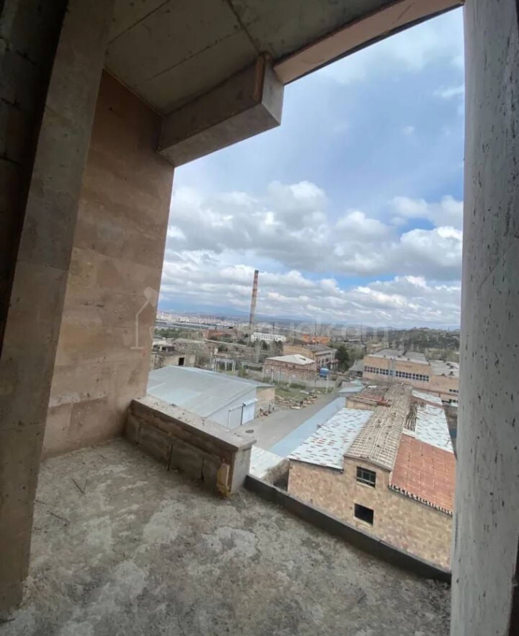 3 Սենյականոց Բնակարան, 93քմ, 8/14 հարկ, Զրոյական Վիճակում