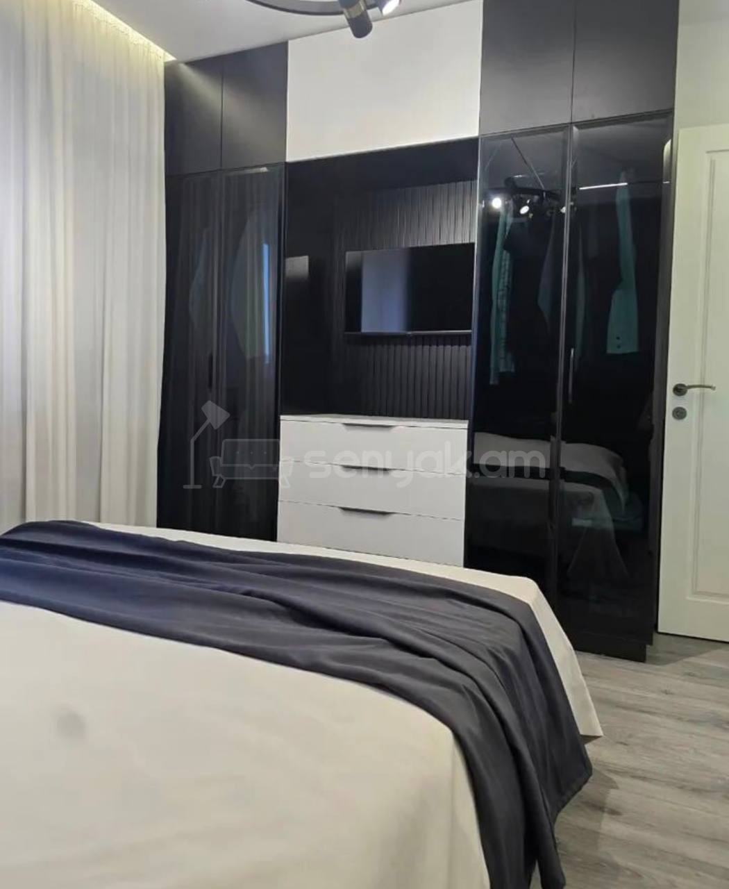 4 Սենյականոց Բնակարան, 90քմ, 9/9 հարկ, Կապիտալ Վերանորոգված