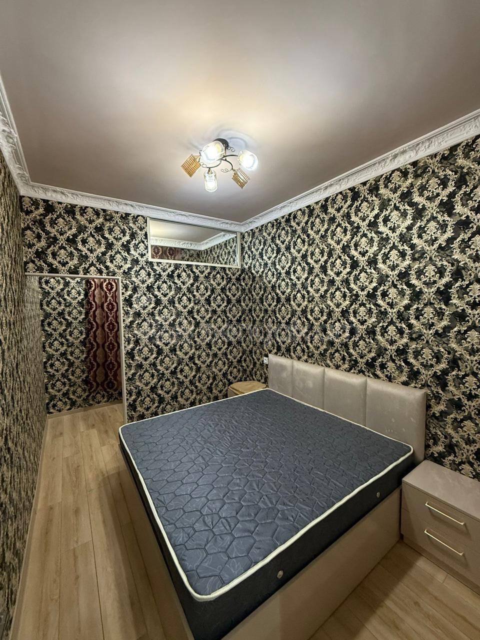 3 Սենյականոց Բնակարան Քարե Շենքում, 75քմ, 3/5 հարկ, Կապիտալ Վերանորոգված, Կահավորված, Արևկող