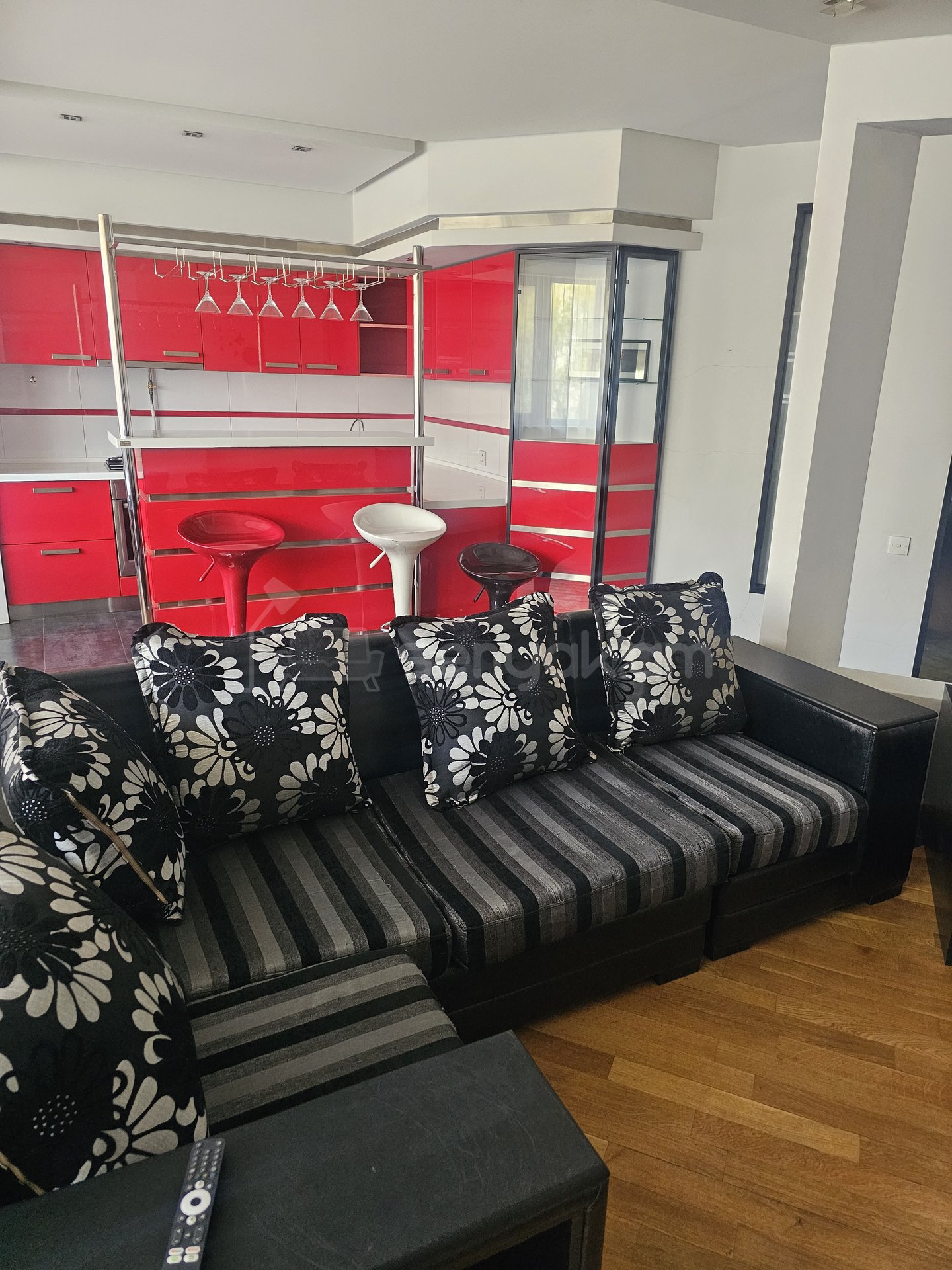 2 Սենյականոց Բնակարան, 72քմ, 6/10 հարկ, Դիզայներական Վերանորոգված, Կահավորված