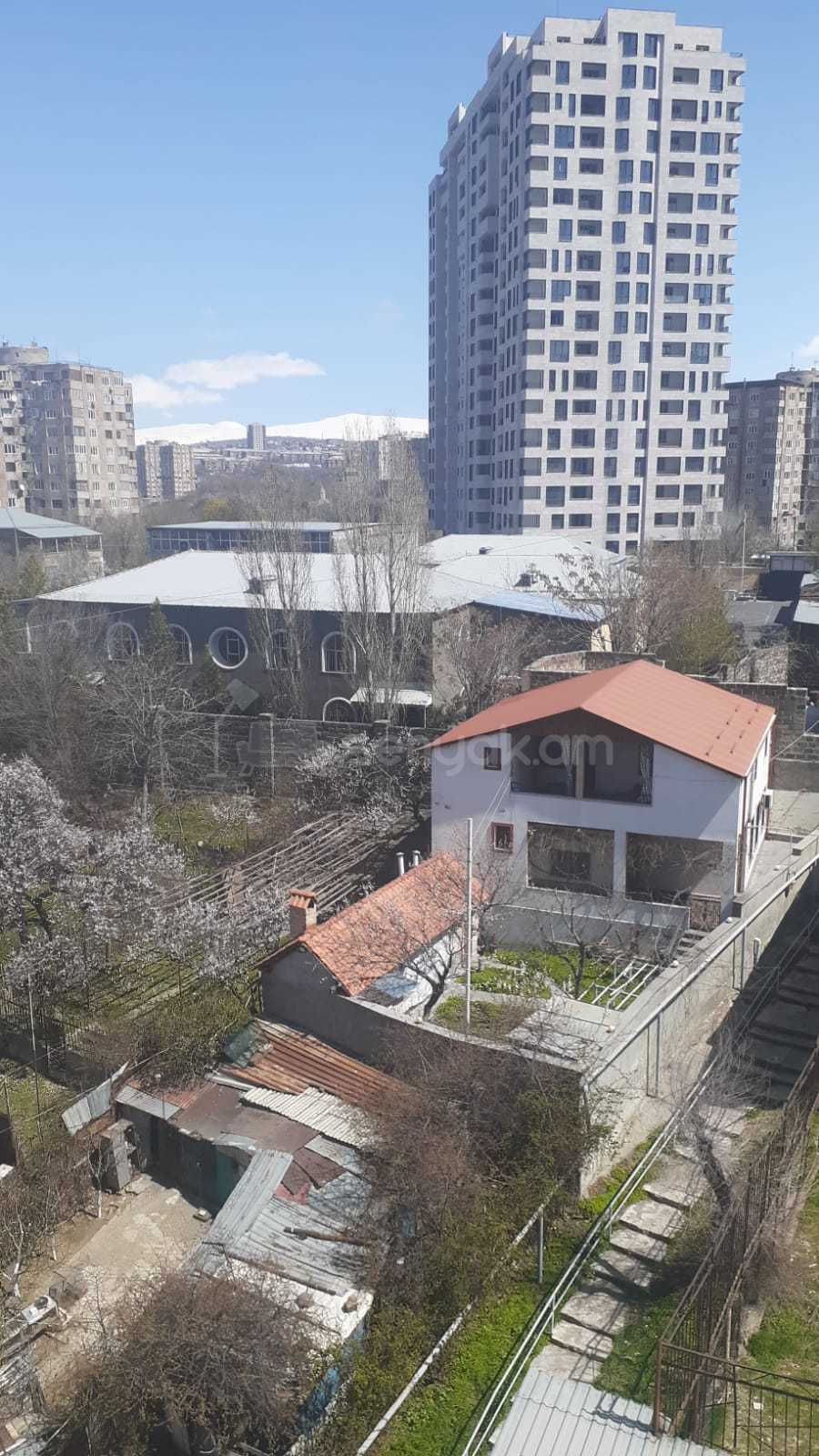 3 Սենյականոց Բնակարան, 63քմ, 7/12 հարկ, Պետական Վիճակում, Կահավորված