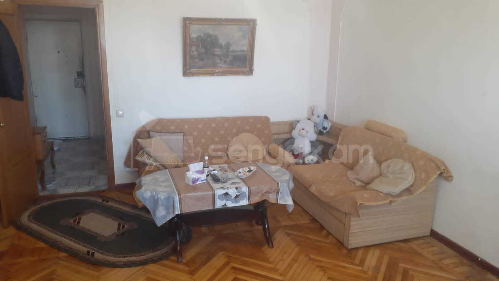 3 Սենյականոց Բնակարան, 63քմ, 7/12 հարկ, Պետական Վիճակում, Կահավորված