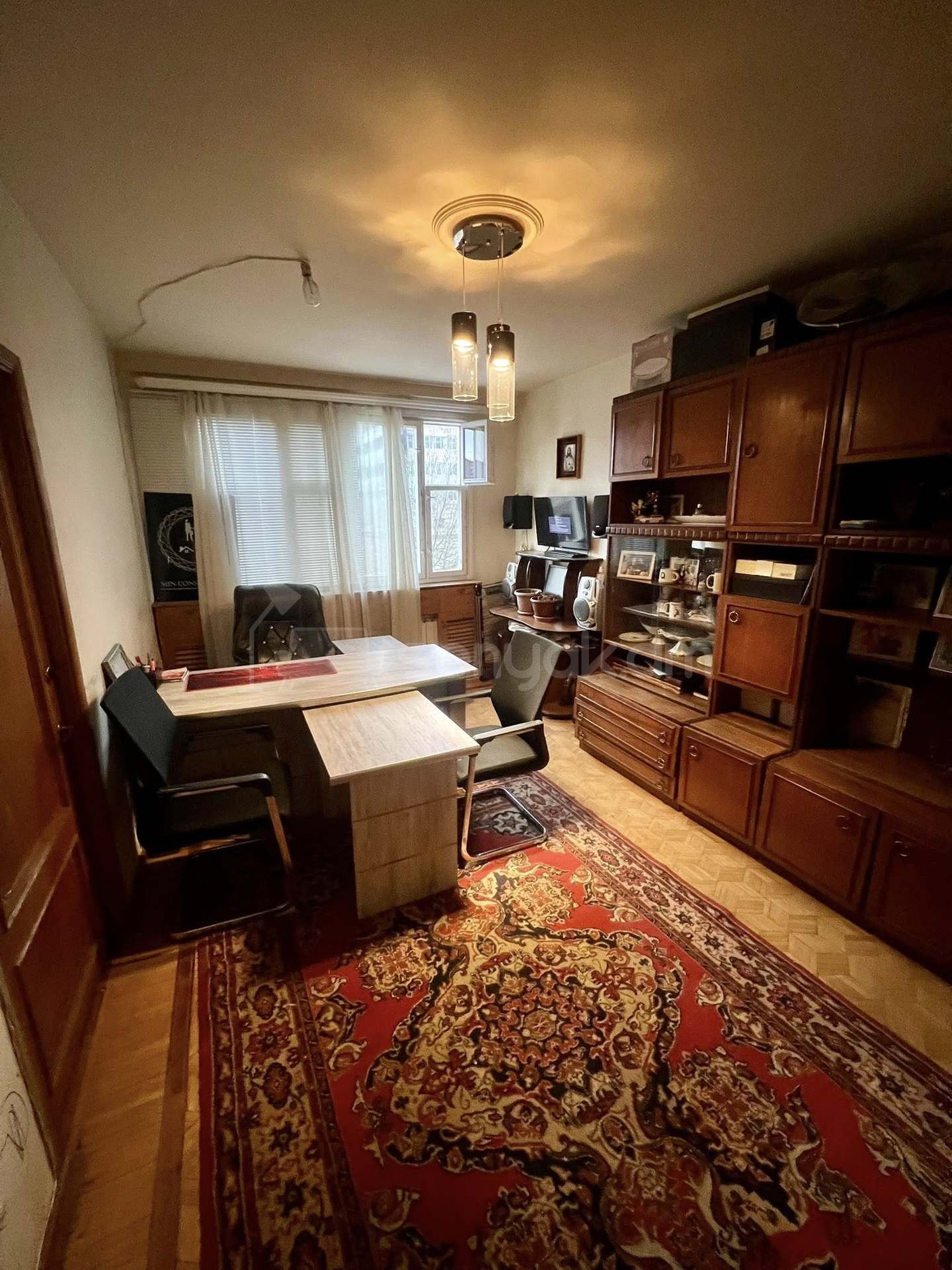 4 Սենյականոց Բնակարան Քարե Շենքում, 110քմ, 3/5 հարկ, Կապիտալ Վերանորոգված