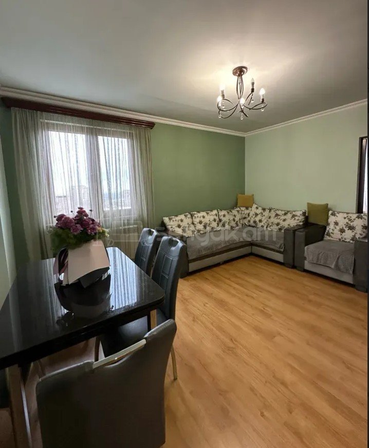 3 Սենյականոց Բնակարան, 70քմ, 8/9 հարկ, Կապիտալ Վերանորոգված, Կահավորված, Արևկող