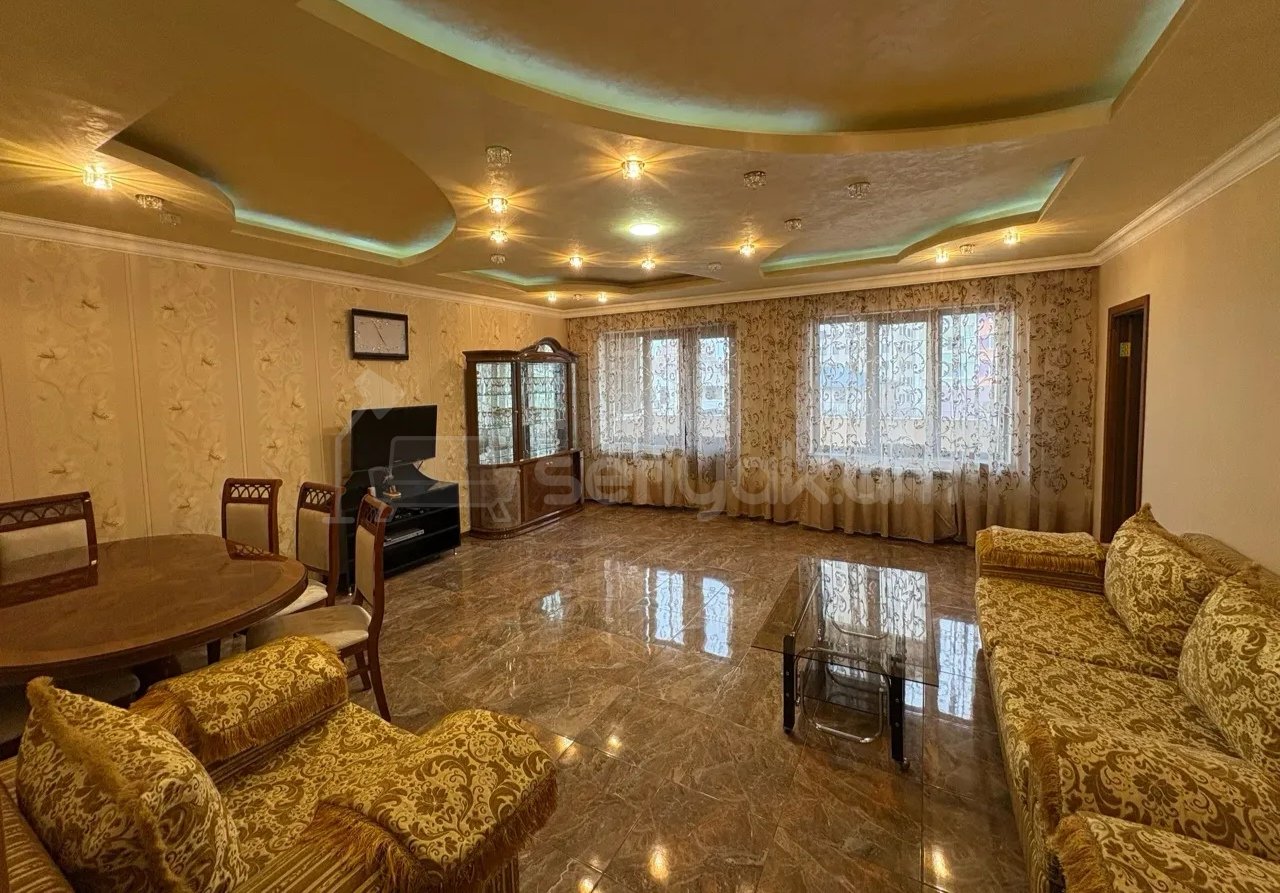 3 Սենյականոց Բնակարան, 90քմ, 3/9 հարկ, Նորմալ Վիճակում, Կահավորված