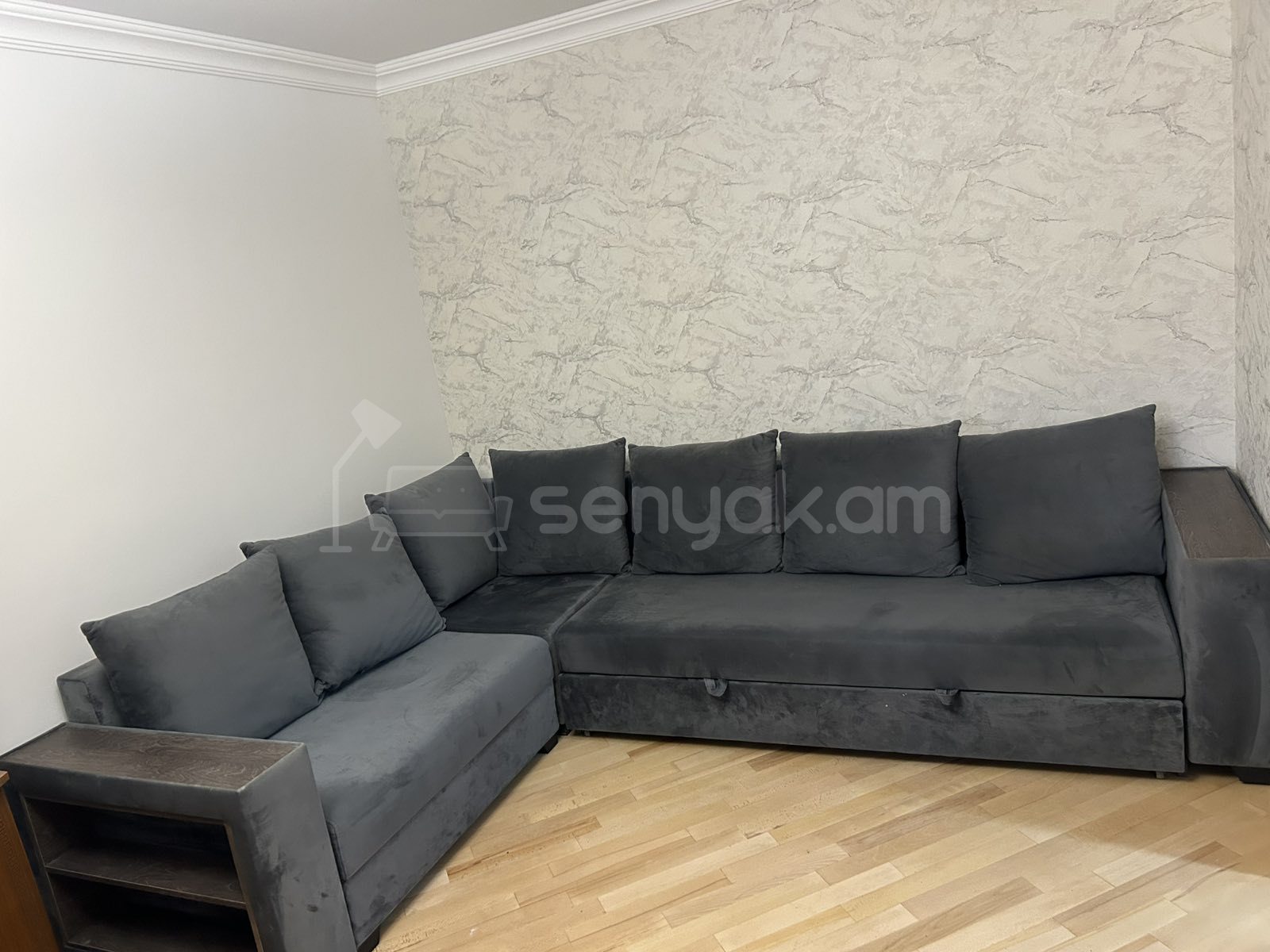 1 Սենյականոց Բնակարան, 45քմ, 8/9 հարկ, Կոսմետիկ Վերանորոգված