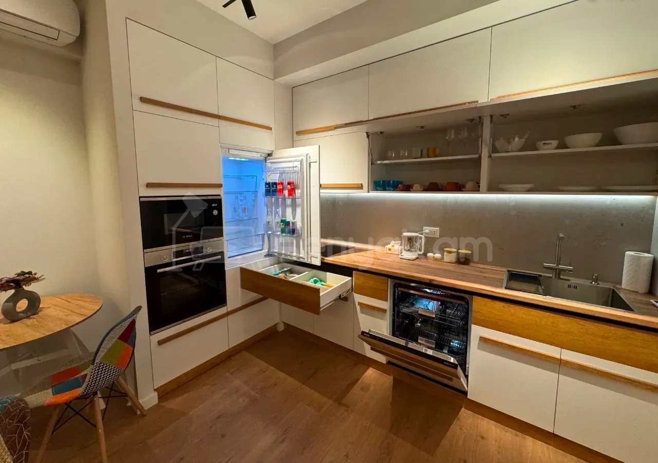 3 Սենյականոց Բնակարան Նորակառույցում, 53քմ, 2/8 հարկ, Դիզայներական Վերանորոգված