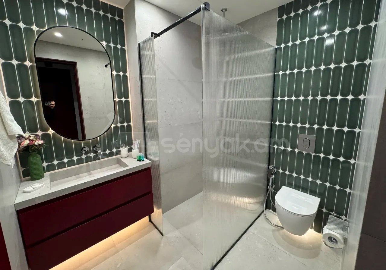 3 Սենյականոց Բնակարան Նորակառույցում, 53քմ, 2/8 հարկ, Դիզայներական Վերանորոգված