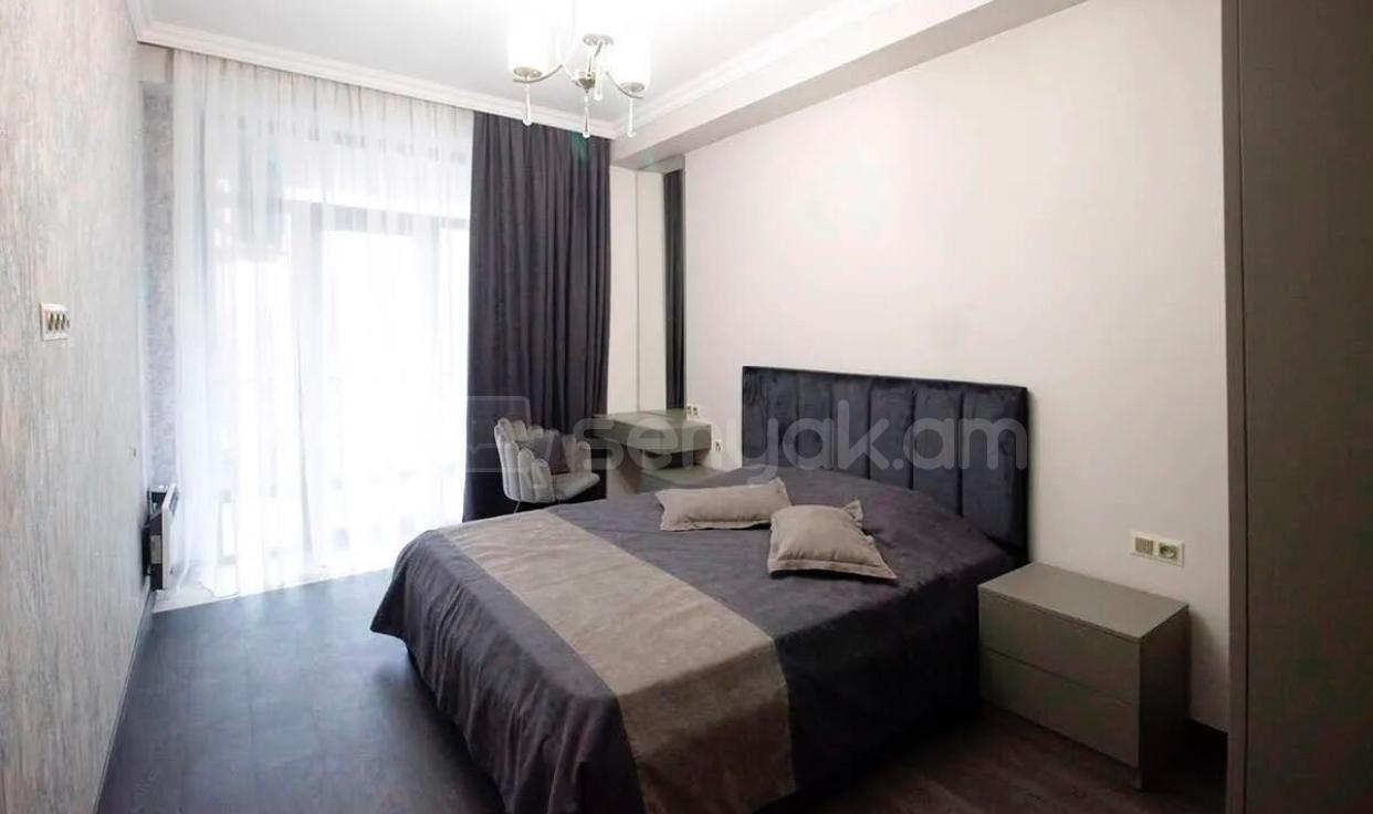 2 Սենյականոց Բնակարան Նորակառույցում, 61քմ, 3/8 հարկ, Դիզայներական Վերանորոգված, Կահավորված, Արևկող