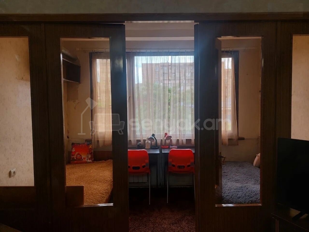 2 Սենյականոց Բնակարան Քարե Շենքում, 56քմ, 3/5 հարկ, Պետական Վիճակում