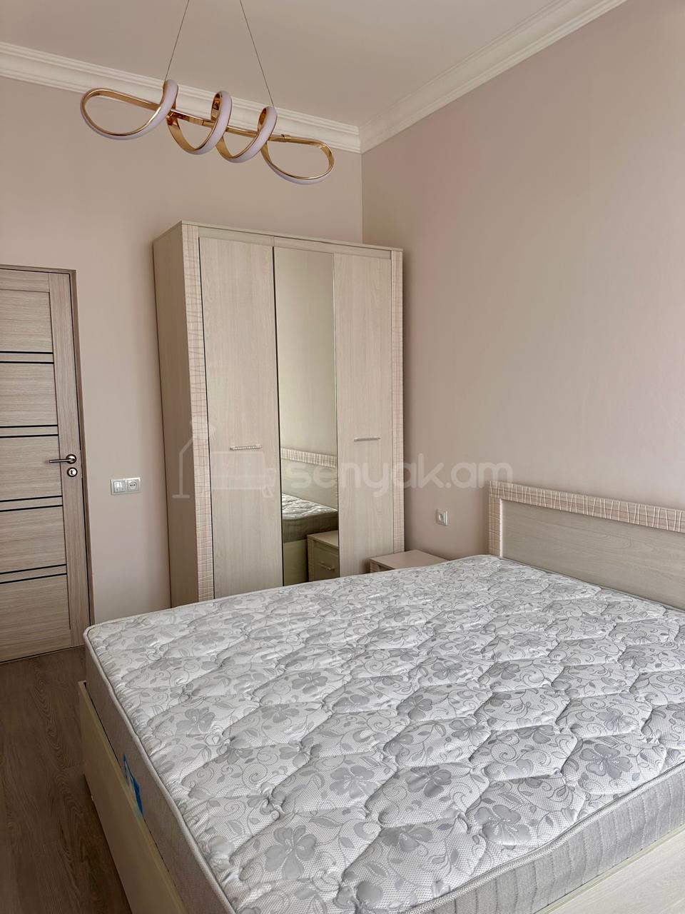 2 Սենյականոց Բնակարան Նորակառույցում, 47քմ, 7/8 հարկ, Կապիտալ Վերանորոգված, Կահավորված, Արևկող