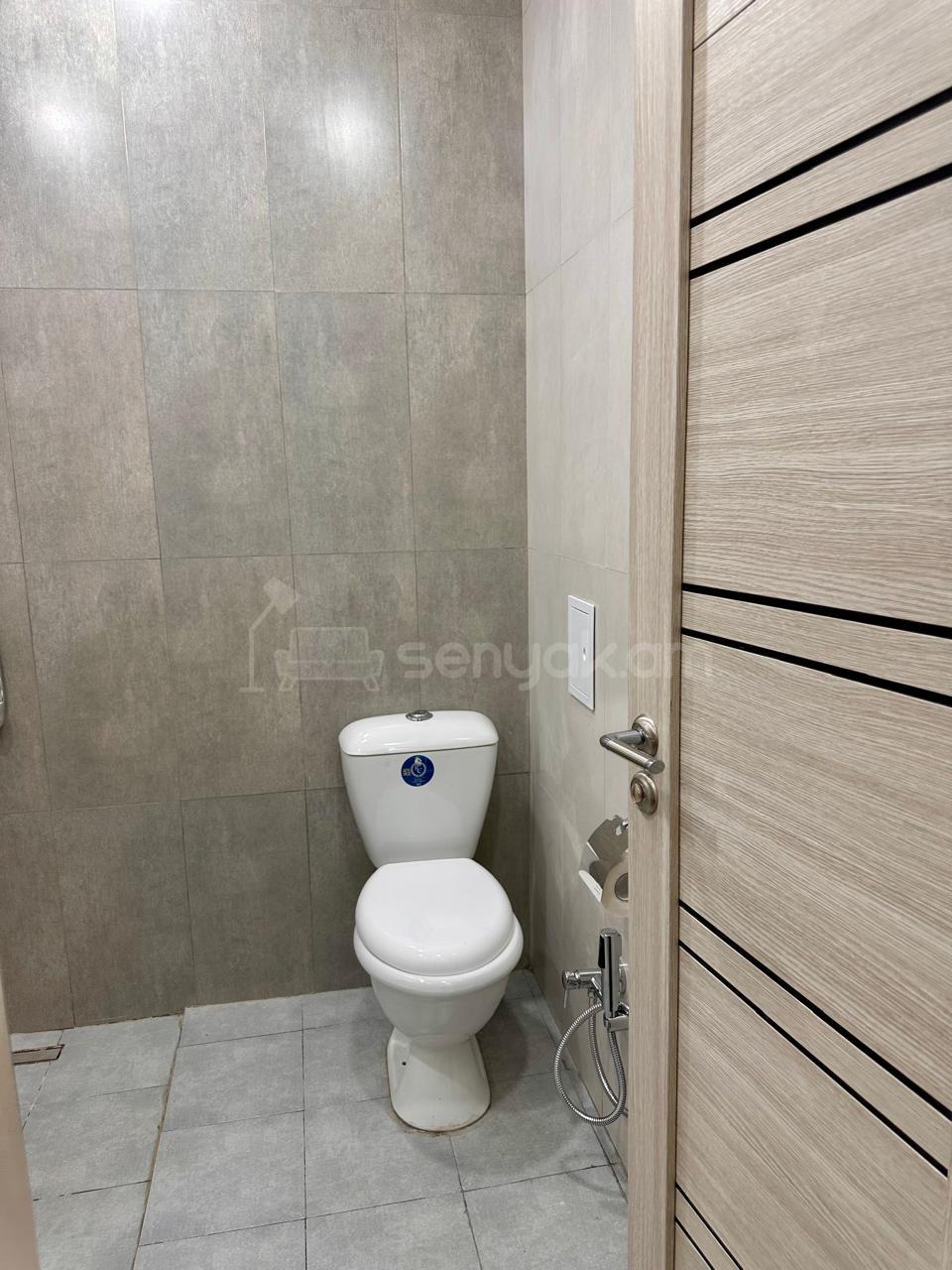 2 Սենյականոց Բնակարան Նորակառույցում, 47քմ, 7/8 հարկ, Կապիտալ Վերանորոգված, Կահավորված, Արևկող