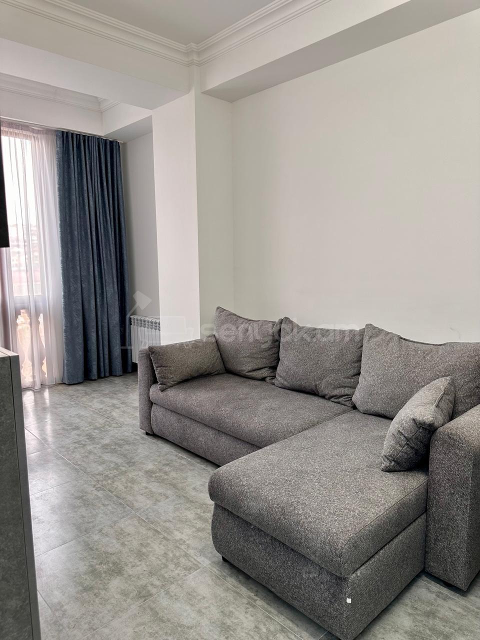 2 Սենյականոց Բնակարան Նորակառույցում, 47քմ, 7/8 հարկ, Կապիտալ Վերանորոգված, Կահավորված, Արևկող