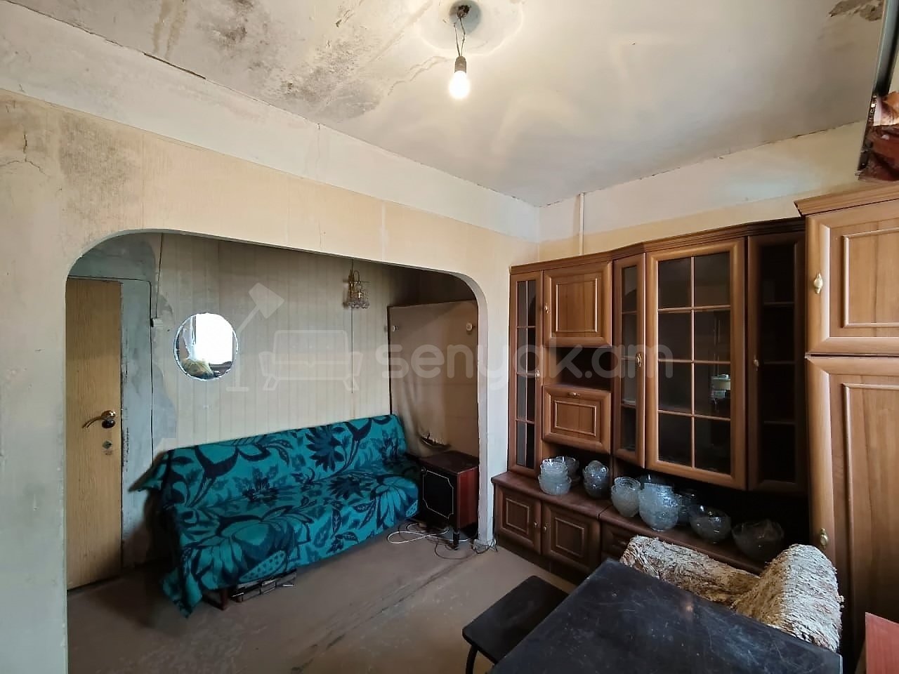 1 Սենյականոց Բնակարան, 27քմ, 8/9 հարկ, Պետական Վիճակում