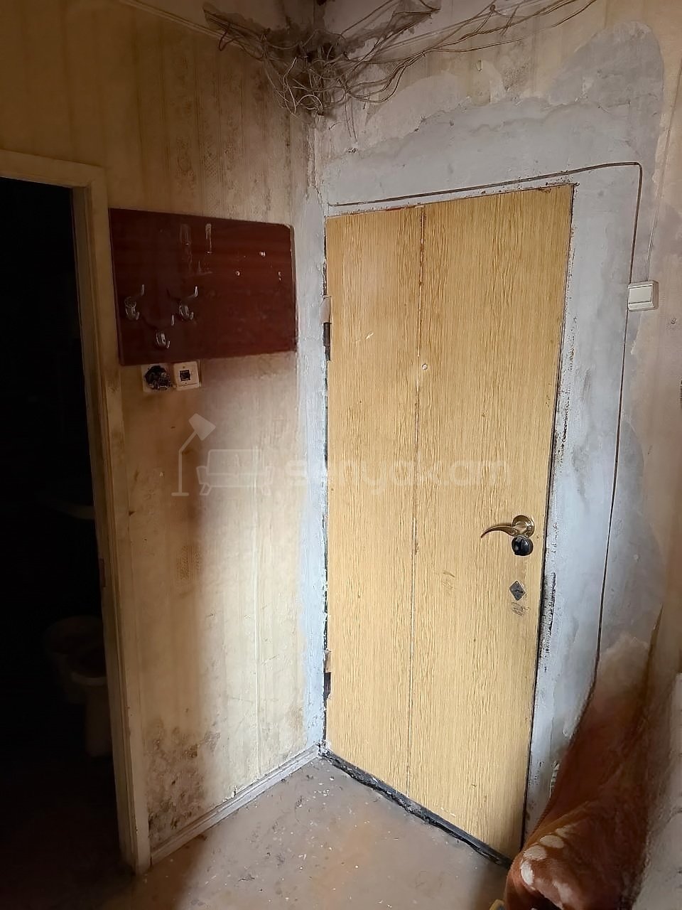 1 Սենյականոց Բնակարան, 27քմ, 8/9 հարկ, Պետական Վիճակում