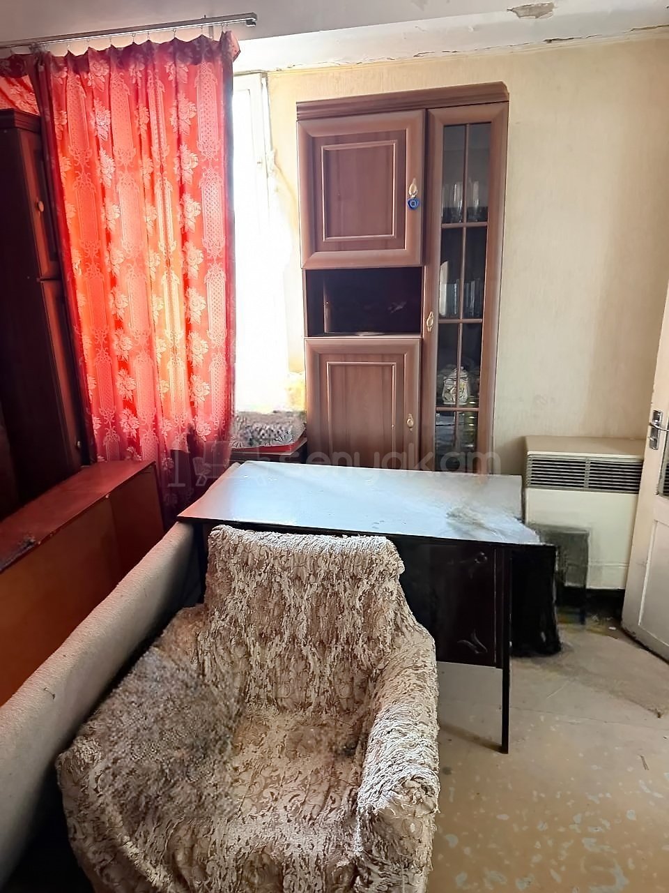 1 Սենյականոց Բնակարան, 27քմ, 8/9 հարկ, Պետական Վիճակում