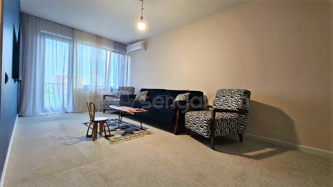 4 Սենյականոց Բնակարան Քարե Շենքում, 109քմ, 5/5 հարկ, Կապիտալ Վերանորոգված