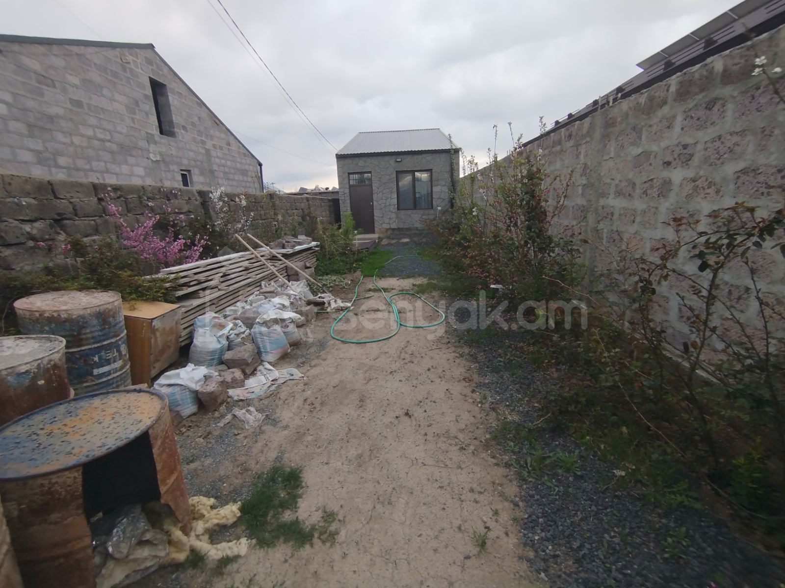 3 Սենյականոց Սեփական Տուն, 67քմ, Կապիտալ Վերանորոգված