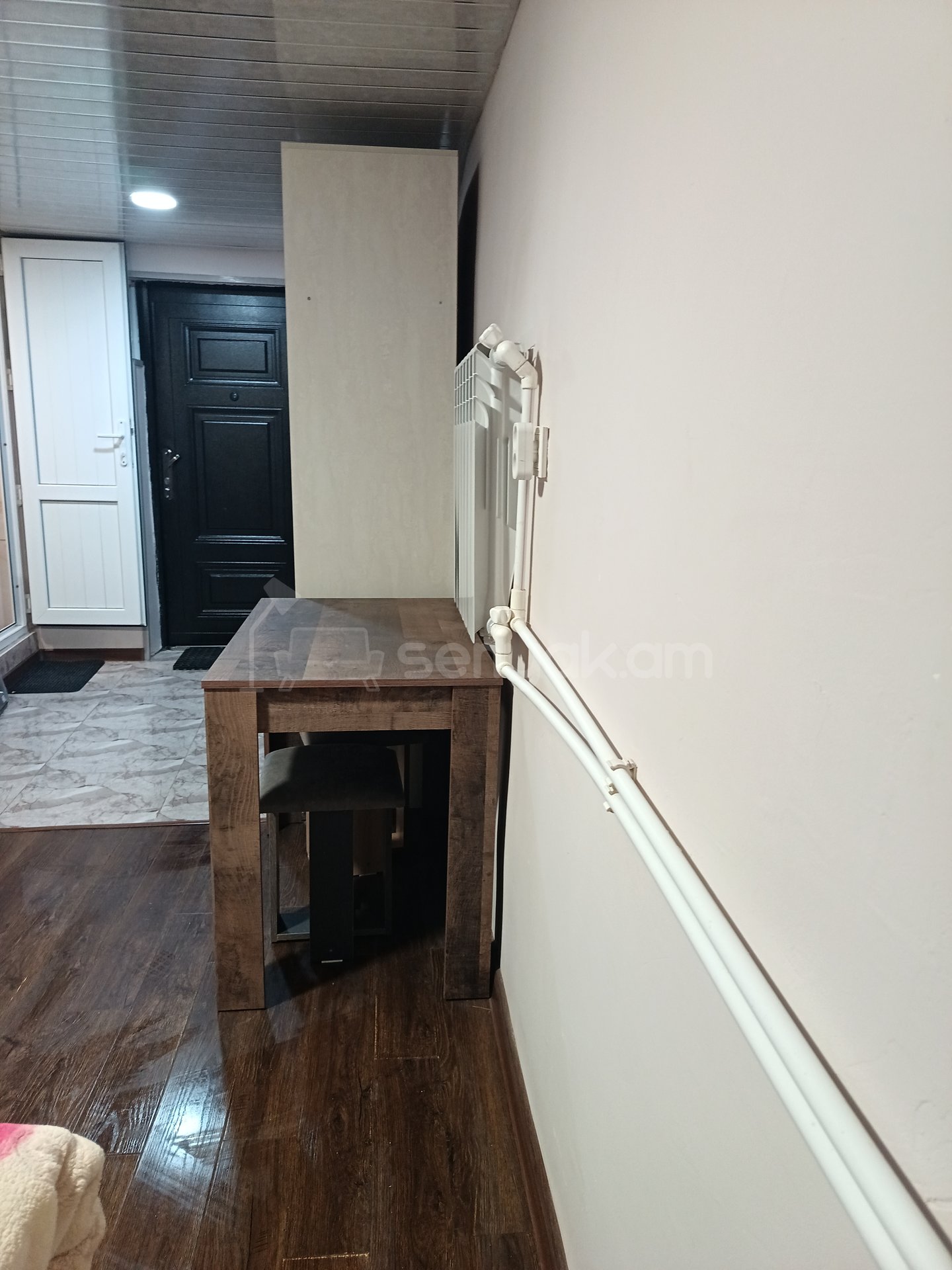 1 Սենյականոց Սեփական Տուն, 24քմ, Կապիտալ Վերանորոգված