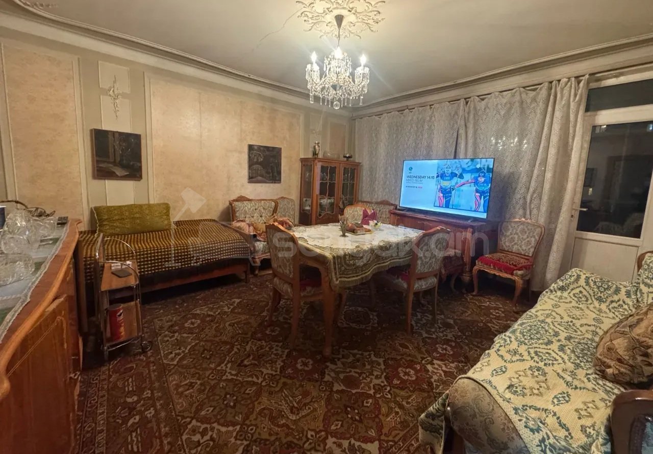 2 Սենյականոց Բնակարան Քարե Շենքում, 65քմ, 5/5 հարկ, Պետական Վիճակում