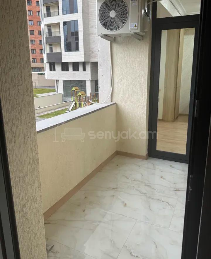 2 Սենյականոց Բնակարան Նորակառույցում, 63քմ, 2/12 հարկ, Կապիտալ Վերանորոգված, Կահավորված, Արևկող