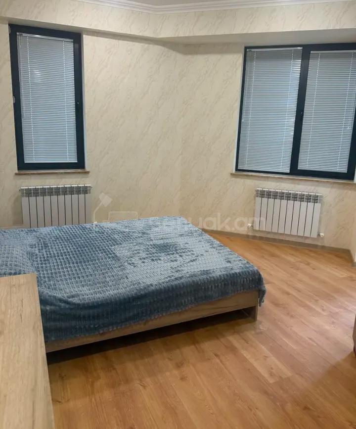 2 Սենյականոց Բնակարան Նորակառույցում, 63քմ, 2/12 հարկ, Կապիտալ Վերանորոգված, Կահավորված, Արևկող