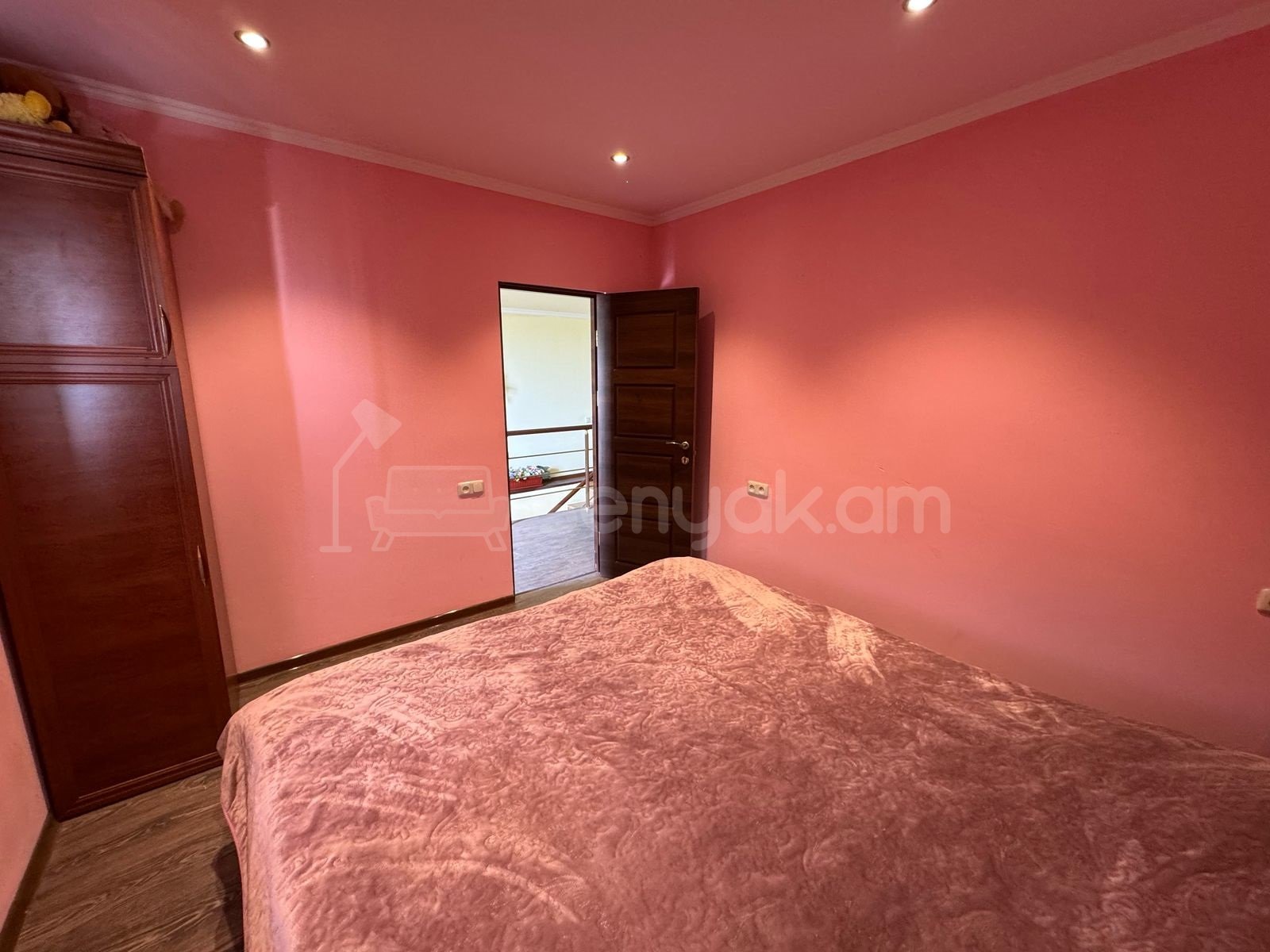 4 Սենյականոց Ամառանոց, 170քմ