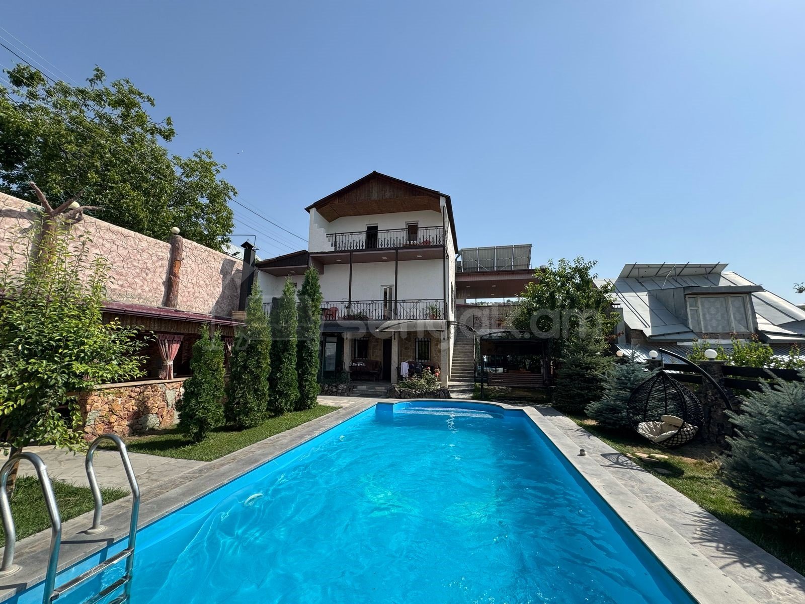 4 Սենյականոց Ամառանոց, 170քմ