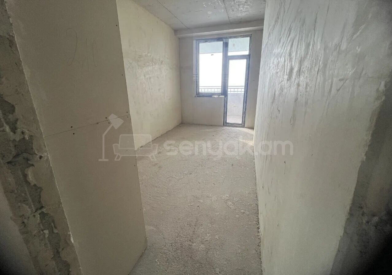 4 Սենյականոց Բնակարան Նորակառույցում, 131քմ, 16/18 հարկ, Զրոյական Վիճակում