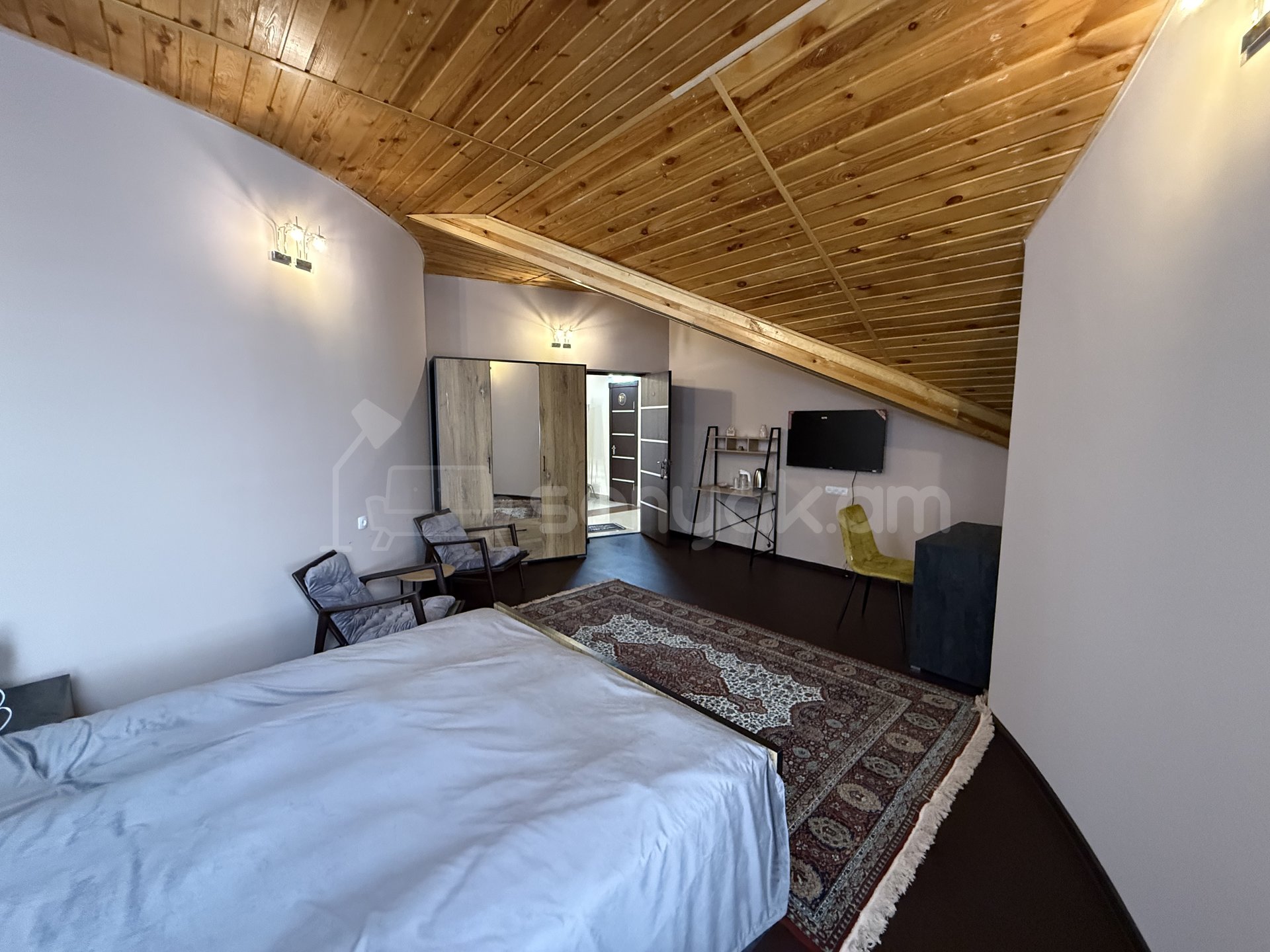 4 Սենյականոց Ամառանոց, 400քմ, Կահավորված