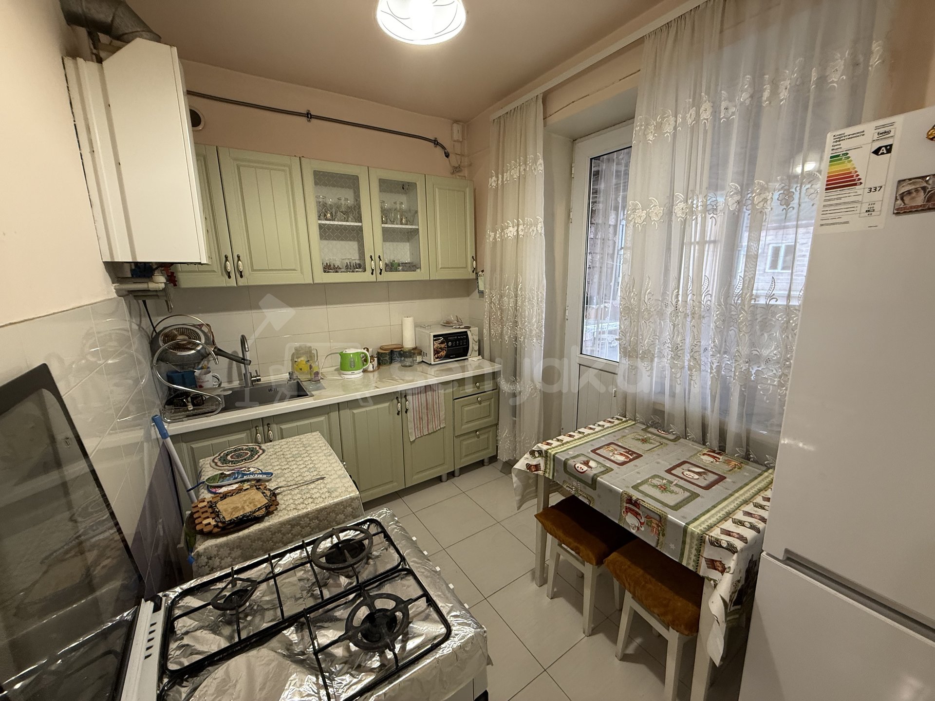 2 Սենյականոց Բնակարան Քարե Շենքում, 54քմ, 2/5 հարկ, Նորմալ Վիճակում