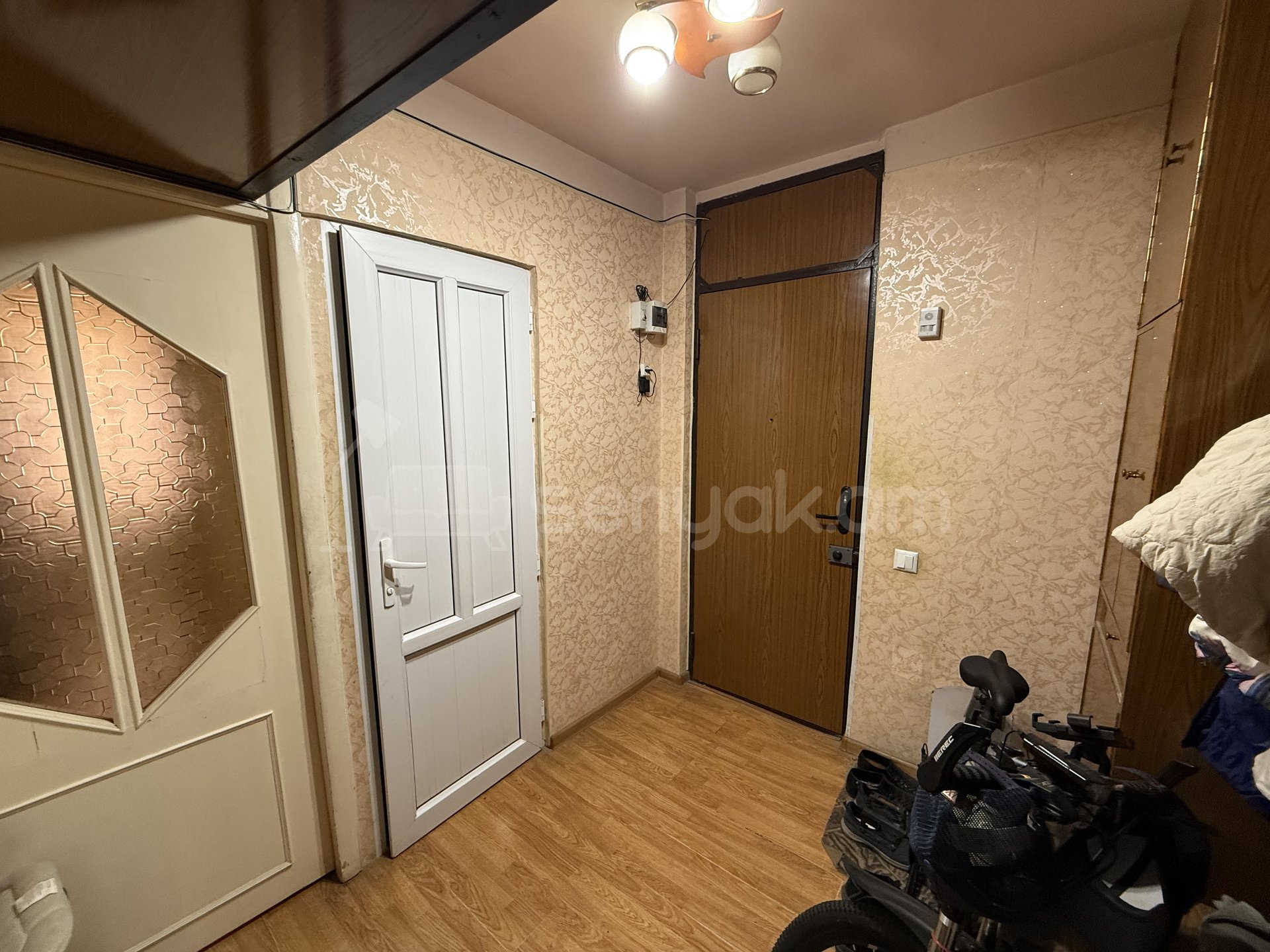 3 Սենյականոց Բնակարան, 50քմ, 4/4 հարկ, Նորմալ Վիճակում