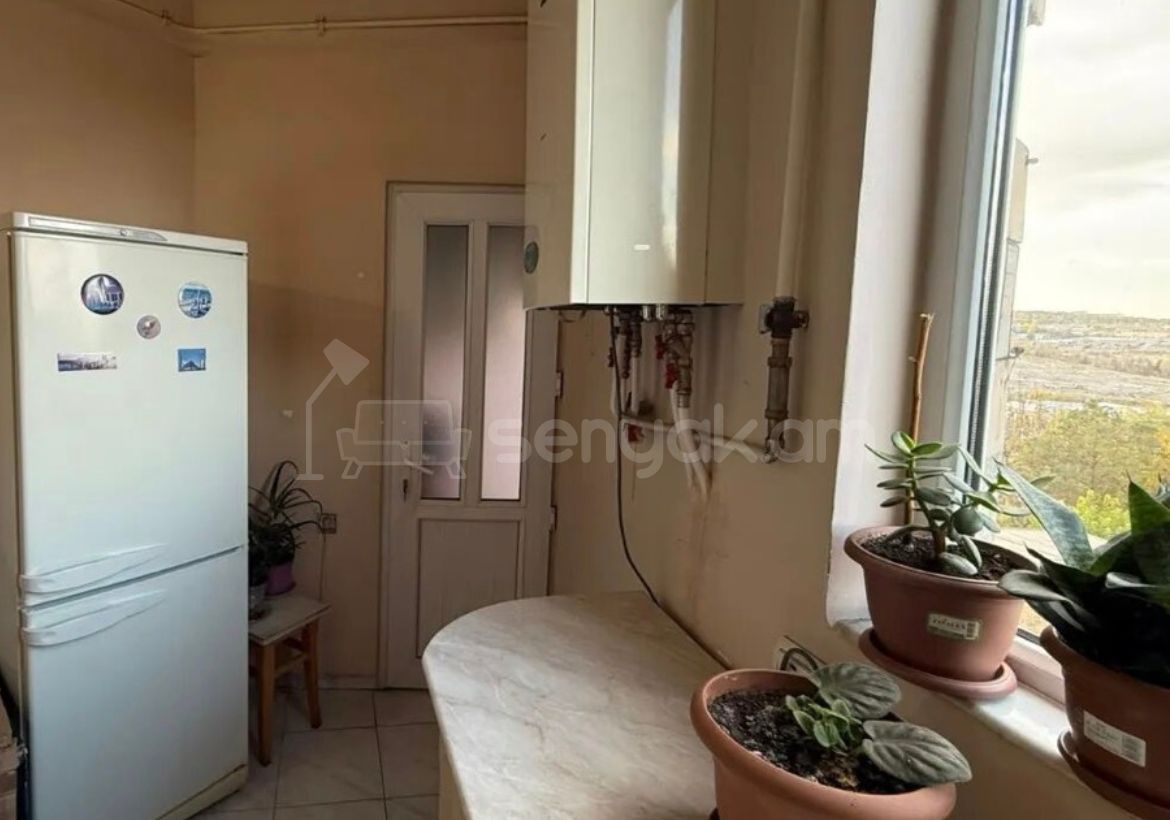 3 Սենյականոց Բնակարան, 61քմ, 3/12 հարկ, Կապիտալ Վերանորոգված