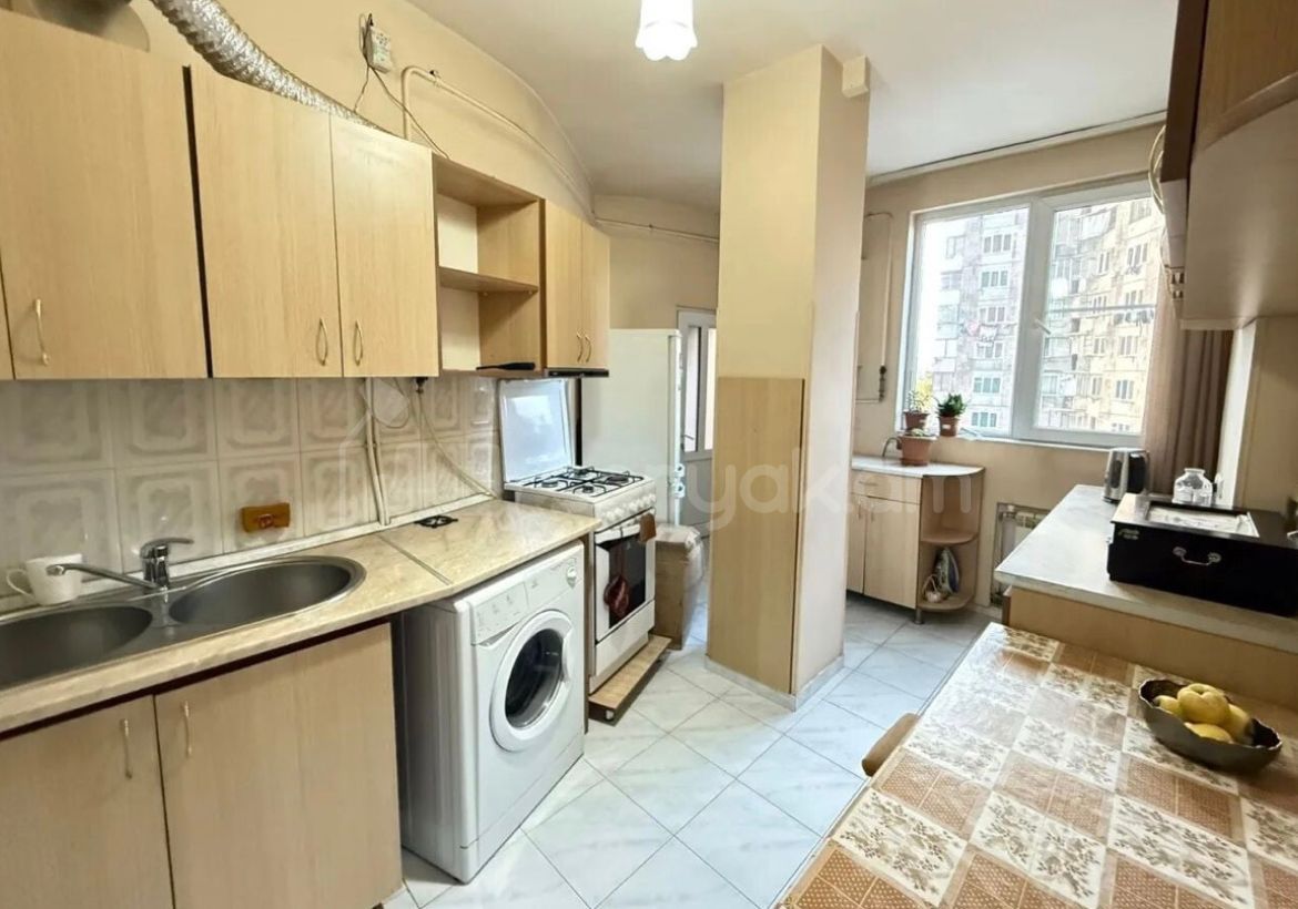 3 Սենյականոց Բնակարան, 61քմ, 3/12 հարկ, Կապիտալ Վերանորոգված