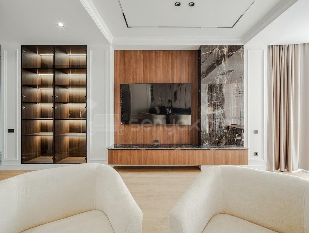 8 Սենյականոց Նորակառույց Շքեղ Առանձնատուն, 496քմ, Կահավորված, Լողավազանով, Ավտոտնակով