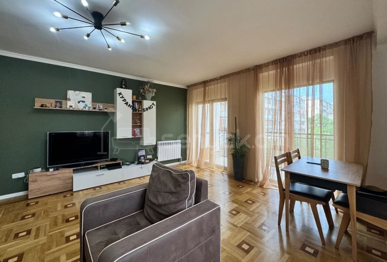 2 Սենյականոց Բնակարան, 74քմ, 5/13 հարկ, Կապիտալ Վերանորոգված, Կահավորված, Արևկող