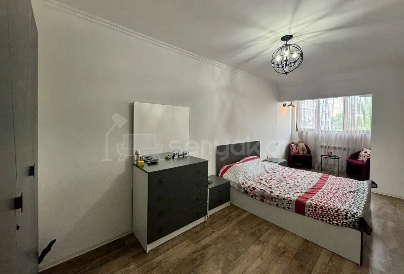 2 Սենյականոց Բնակարան, 74քմ, 5/13 հարկ, Կապիտալ Վերանորոգված, Կահավորված, Արևկող