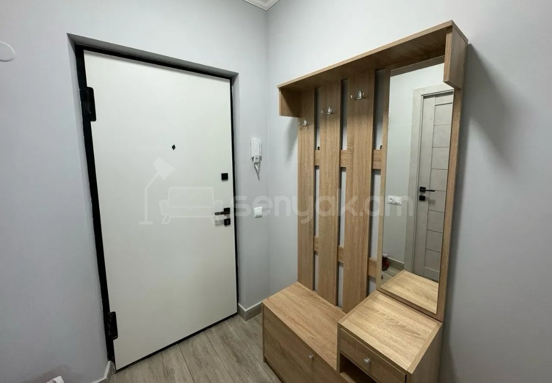 2 Սենյականոց Բնակարան, 42քմ, 7/9 հարկ, Կապիտալ Վերանորոգված, Կահավորված, Արևկող