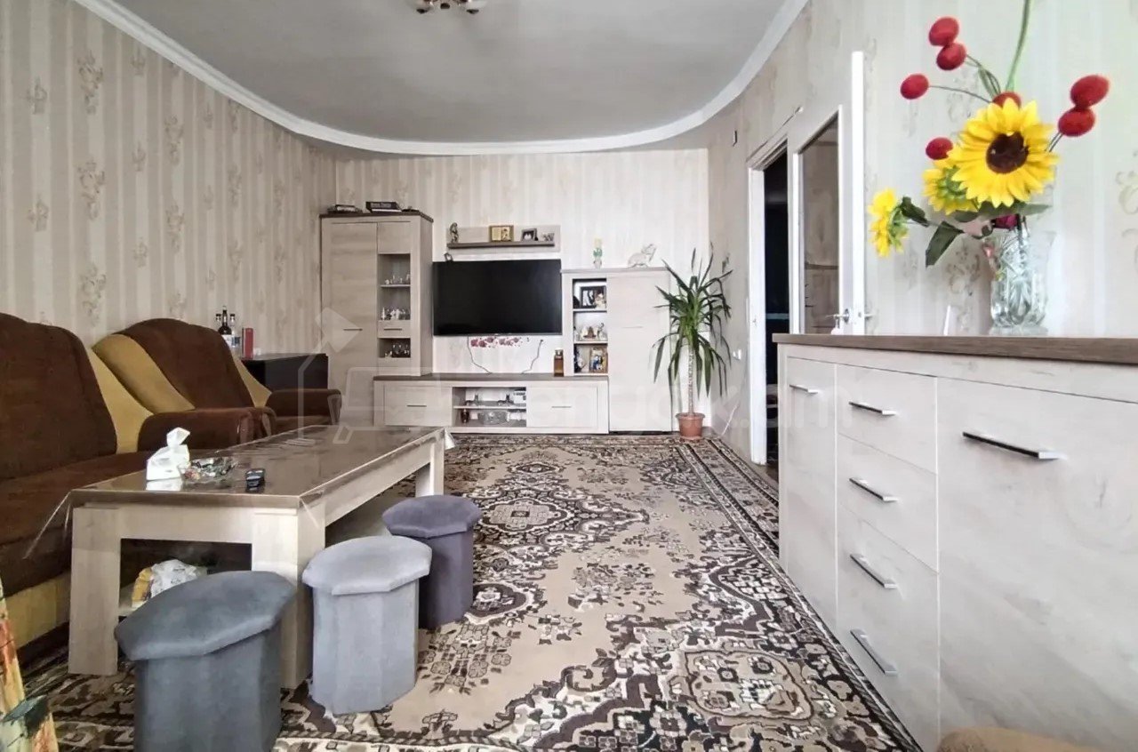 3 Սենյականոց Բնակարան, 85քմ, 14/16 հարկ, Կոսմետիկ Վերանորոգված