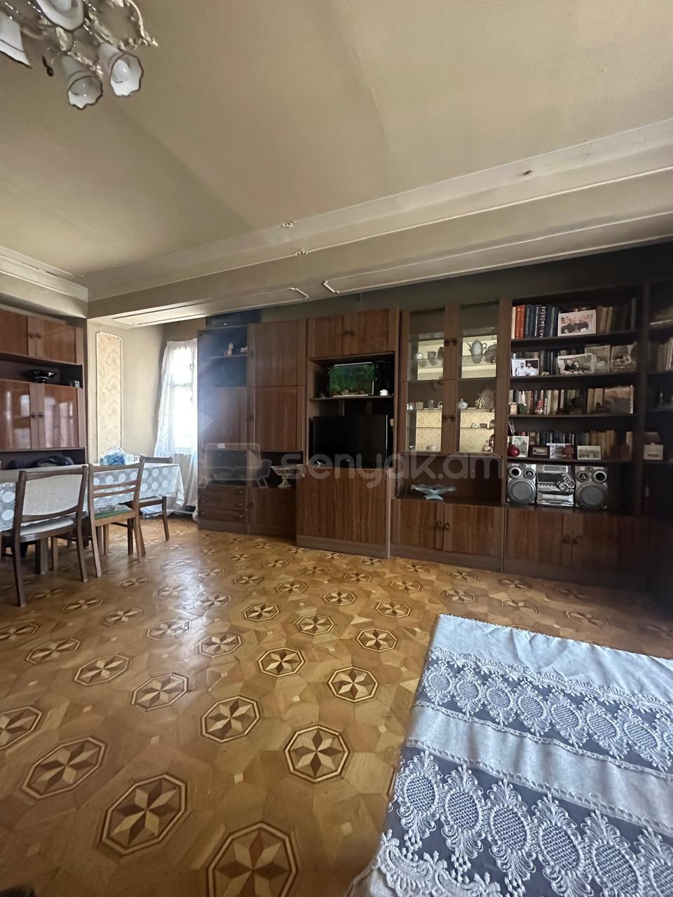 3 Սենյականոց Բնակարան, 87քմ, 6/14 հարկ, Նորմալ Վիճակում