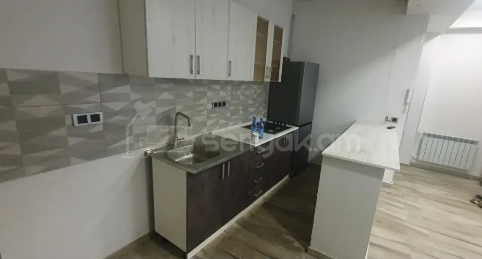 3 Սենյականոց Բնակարան Նորակառույցում, 72քմ, 6/12 հարկ, Կապիտալ Վերանորոգված, Կահավորված, Արևկող