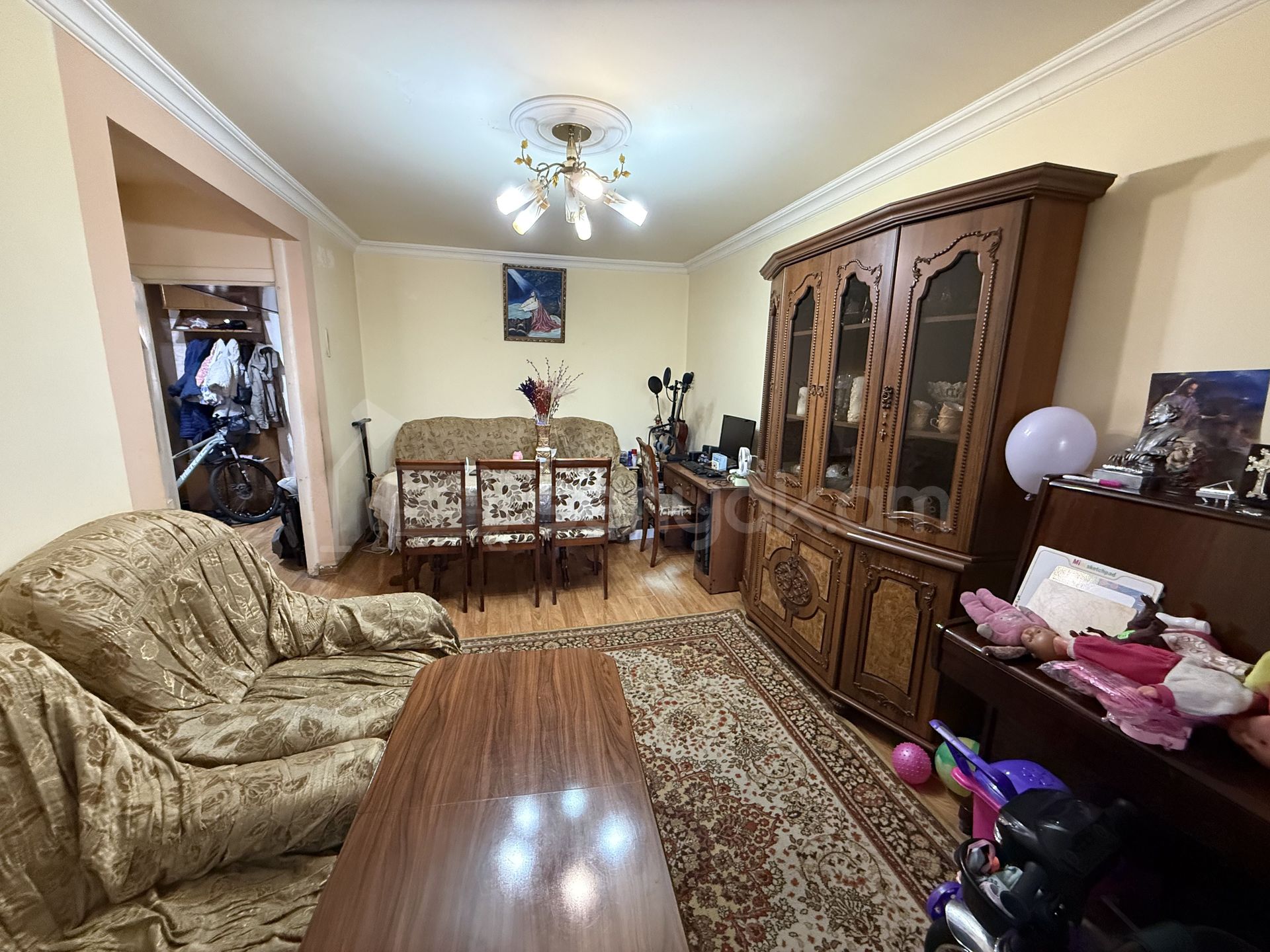 3 Սենյականոց Բնակարան, 50քմ, 4/4 հարկ, Կոսմետիկ Վերանորոգված