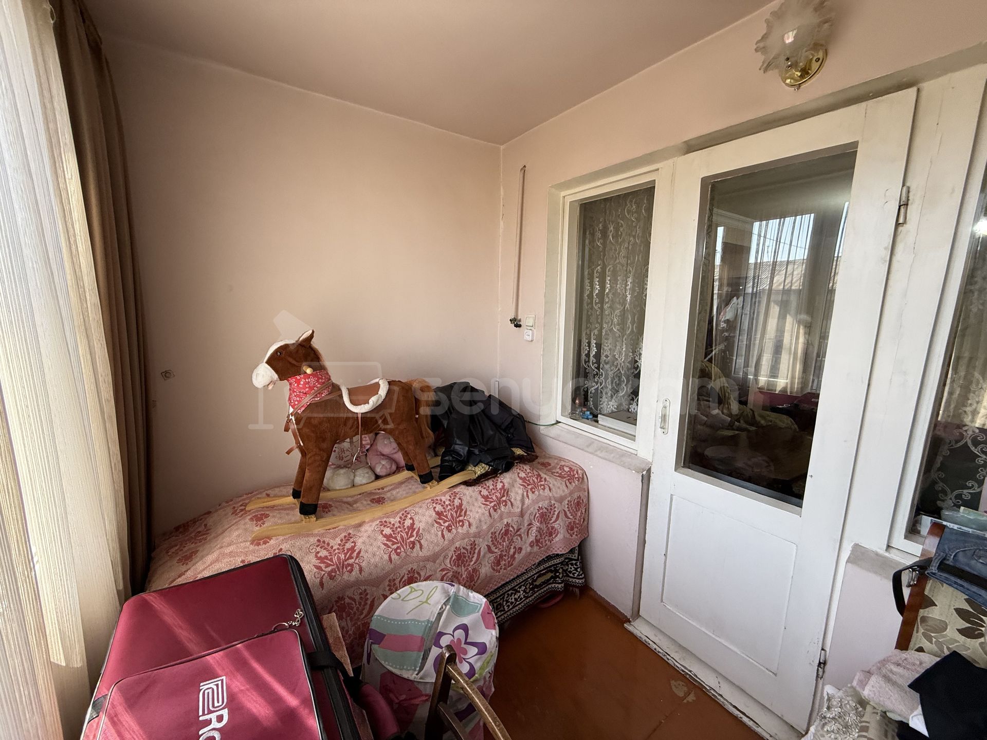 3 Սենյականոց Բնակարան, 50քմ, 4/4 հարկ, Կոսմետիկ Վերանորոգված