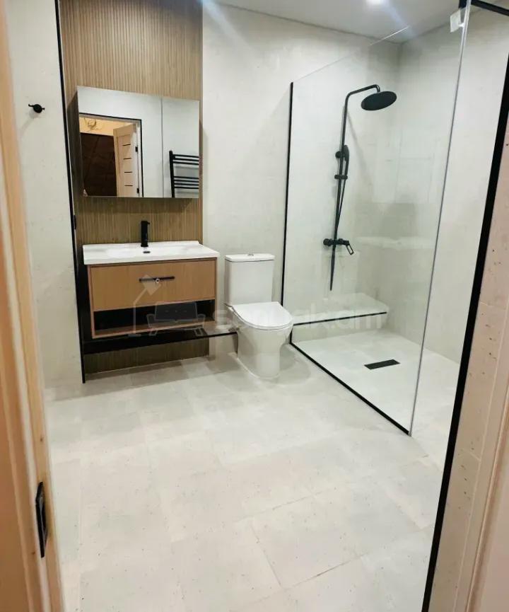 2 Սենյականոց Բնակարան Նորակառույցում, 54քմ, 8/20 հարկ, Դիզայներական Վերանորոգված, Կահավորված, Արևկող