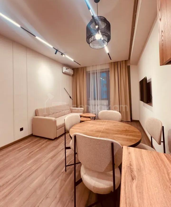 2 Սենյականոց Բնակարան Նորակառույցում, 54քմ, 8/20 հարկ, Դիզայներական Վերանորոգված, Կահավորված, Արևկող