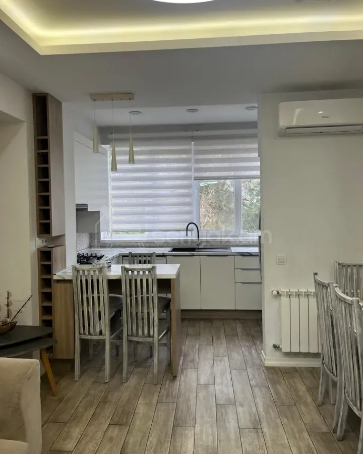 3 Սենյականոց Բնակարան, 66քմ, 4/10 հարկ, Կապիտալ Վերանորոգված