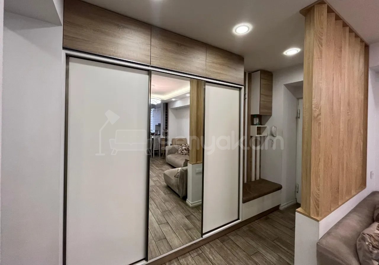 3 Սենյականոց Բնակարան, 66քմ, 4/10 հարկ, Կապիտալ Վերանորոգված