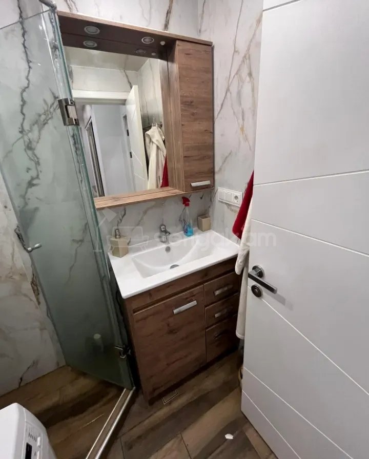 3 Սենյականոց Բնակարան, 66քմ, 4/10 հարկ, Կապիտալ Վերանորոգված