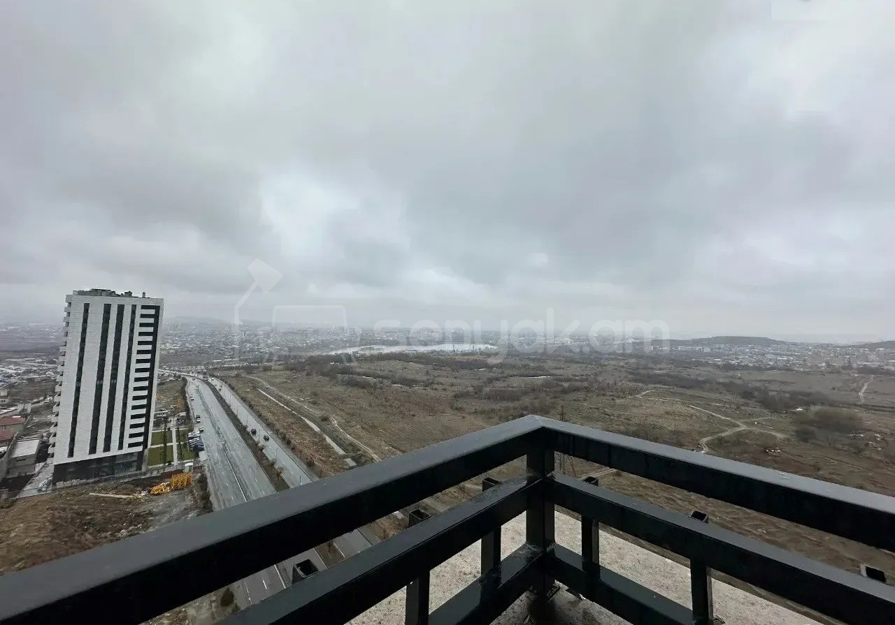 4 Սենյականոց Բնակարան Նորակառույցում, 131քմ, 16/18 հարկ, Զրոյական Վիճակում